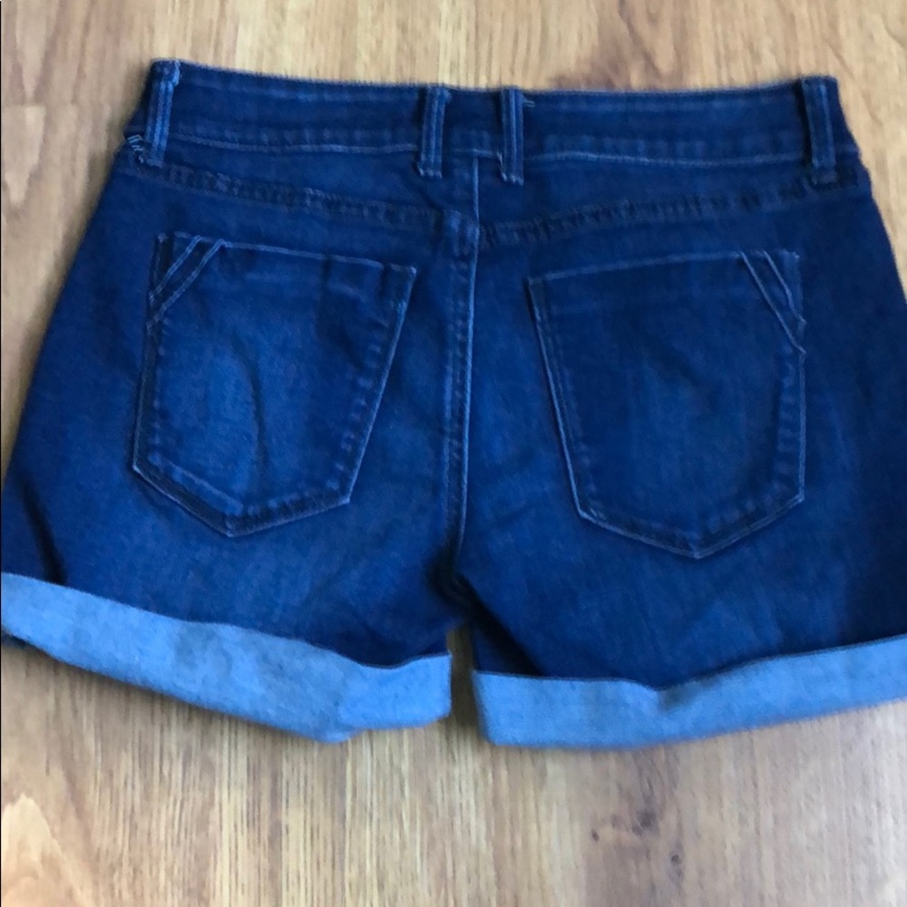 Shorts - Picture 2 of 2